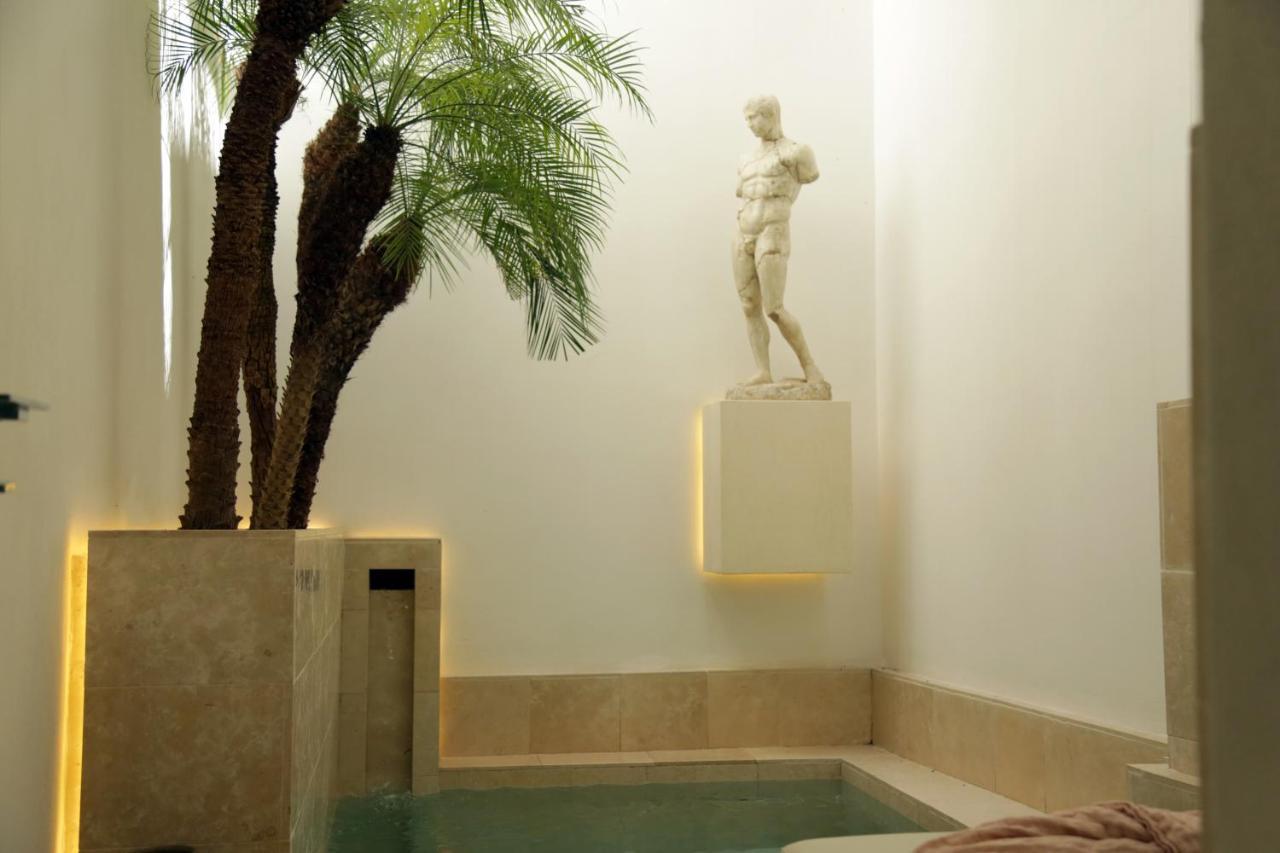 Palazzo Lecce - Epoca Collection Bed & Breakfast ภายนอก รูปภาพ