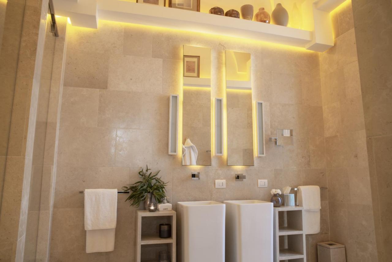 Palazzo Lecce - Epoca Collection Bed & Breakfast ภายนอก รูปภาพ